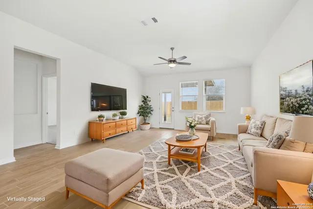 $431,940 | 9510 Quail Crst Drive, Schertz, TX 78154