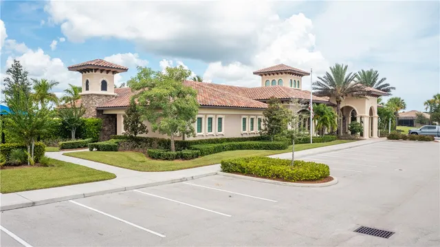 a front view of house with yard