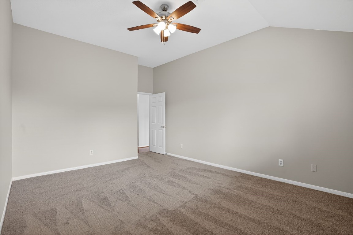 18622 Timbers Drive Humble, TX 77346 - Photo 18 of 34 a view of an empty room