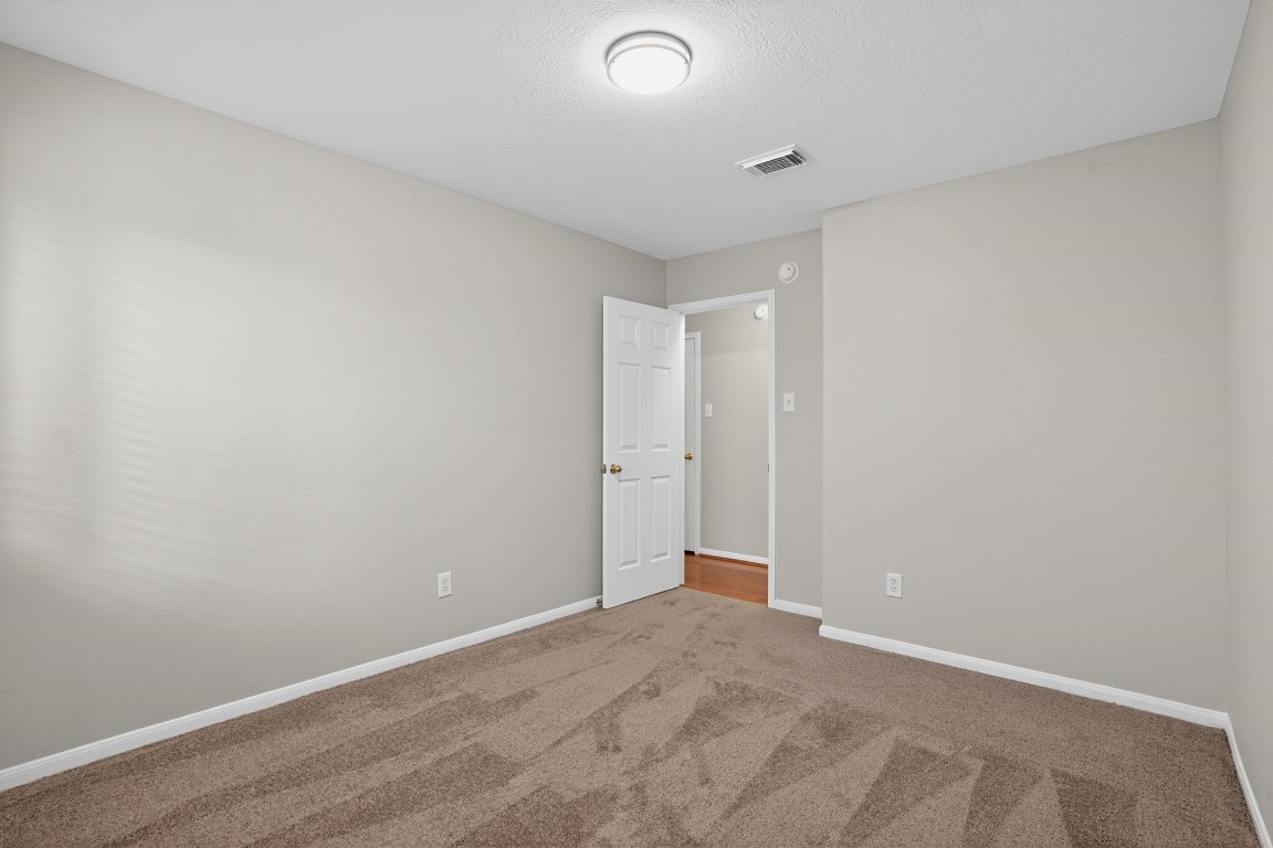 18622 Timbers Drive Humble, TX 77346 - Photo 21 of 34 a view of an empty room