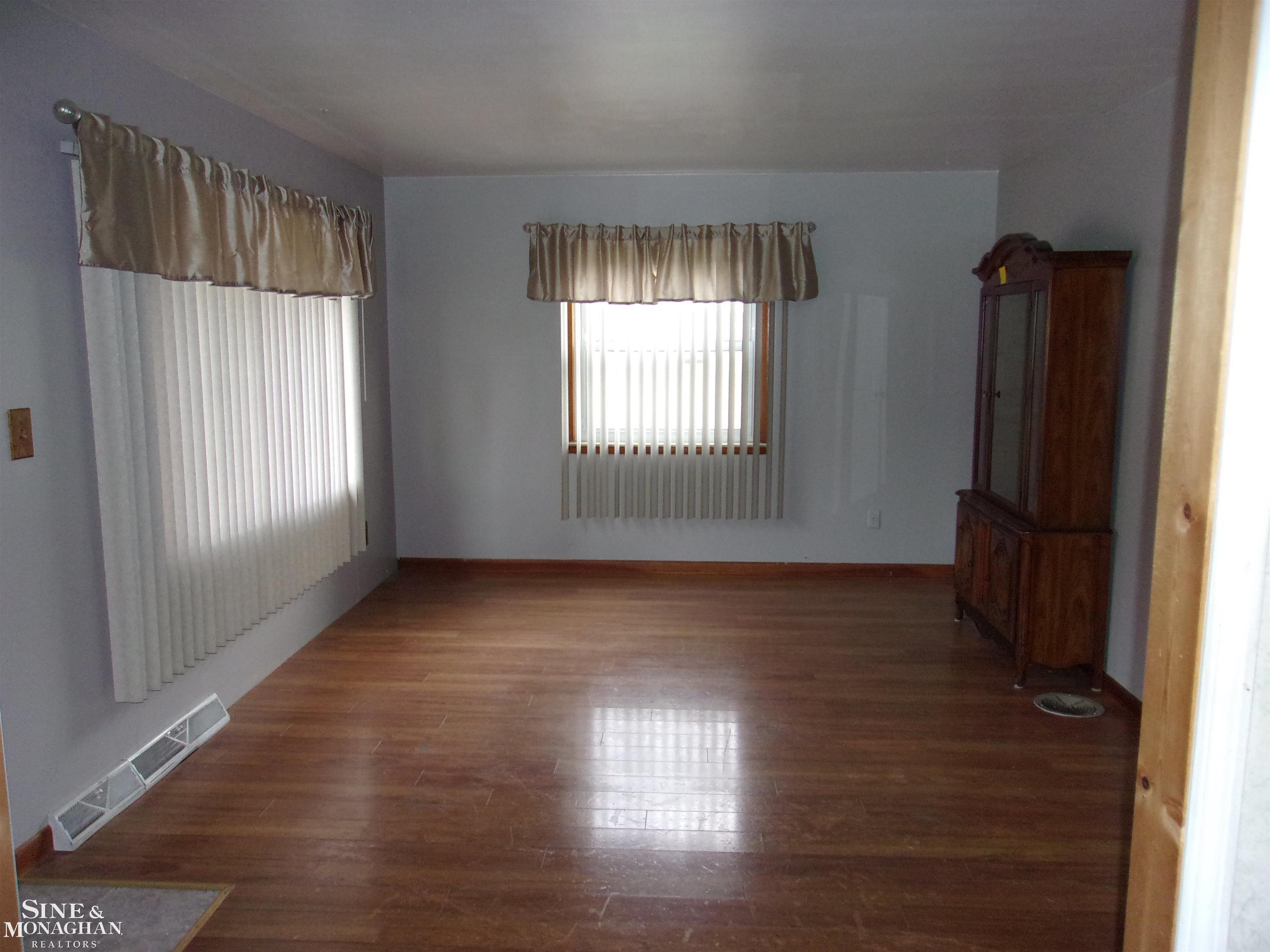 7633 Marsh Road Marine City, MI 48039 - Photo 17 of 52 50157421-e2a51a00-94dc-4c18-94ee-72a851cd0596.JPG