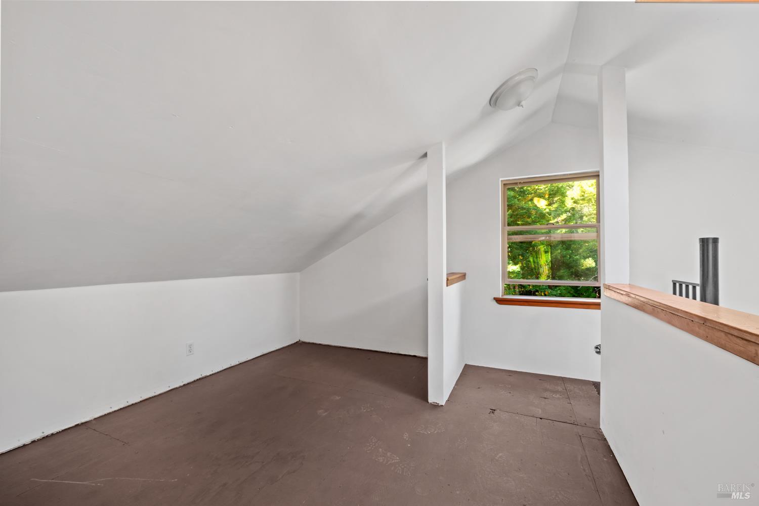 40201 Garcia River Road Point Arena, CA 95468 - Photo 12 of 35 Loft bedroom