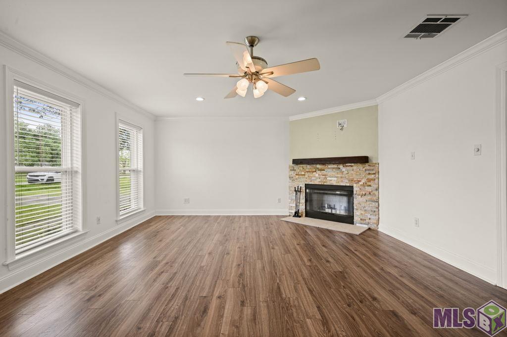 10083 Lake Ridge Avenue Gonzales, LA 70737 - Photo 4 of 27