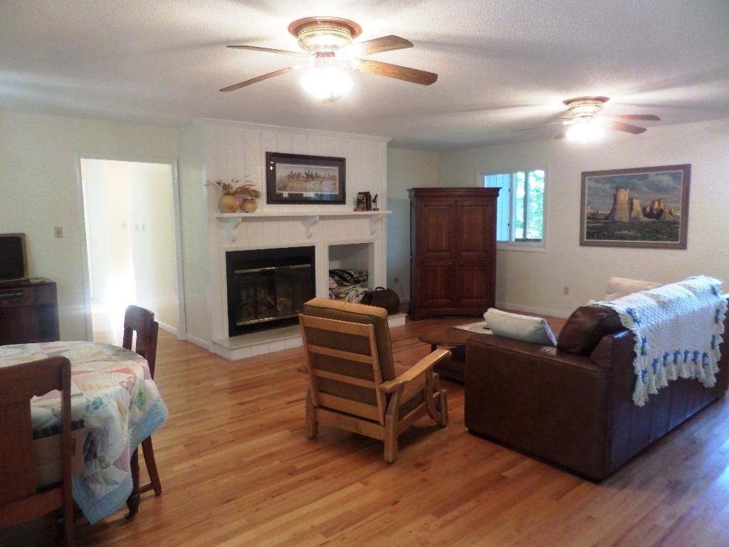 1137 West Outer Drive Oak Ridge, TN 37830 - Photo 22 of 31 recroom2