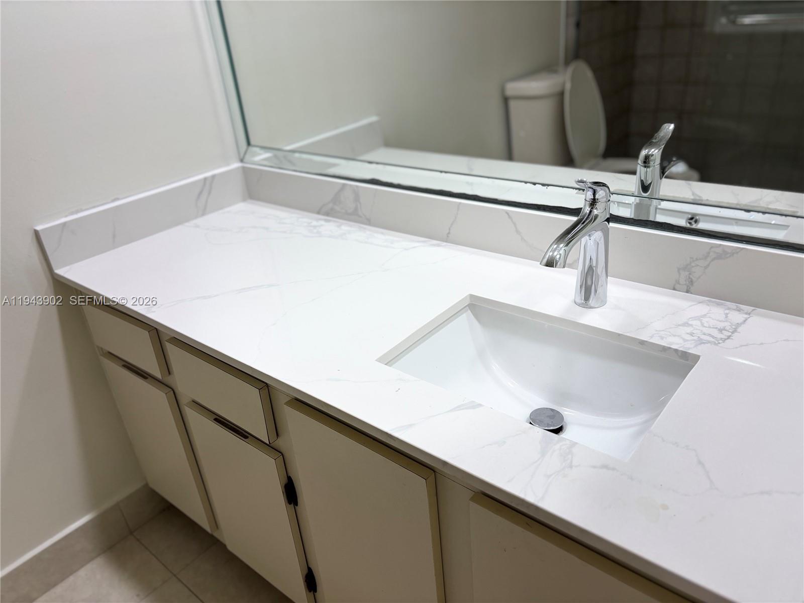 8589 Southwest 115th Place Miami, FL 33173 - Photo 12 of 29