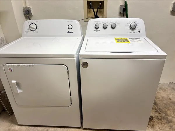 $3,400 | 8589 Southwest 115th Place, Miami, FL 33173