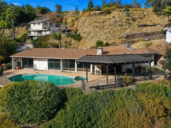 $6,495 | 1300 Paseo Redondo, Burbank, CA 91501