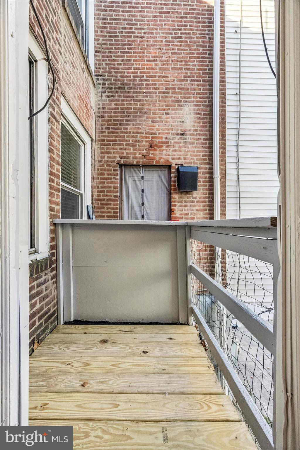 433 Copley Road Upper Darby, PA 19082 - Photo 12 of 35