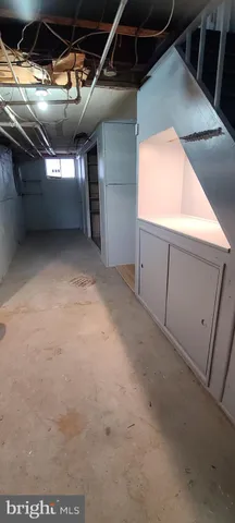 $197,900 | 433 Copley Road, Upper Darby, PA 19082