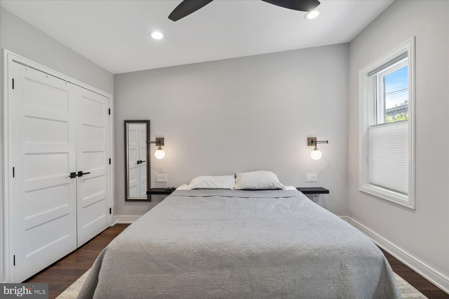 1274 Riverside Avenue Baltimore, MD 21230 - Photo 24 of 52 Primary Bedroom With Wall Sconces