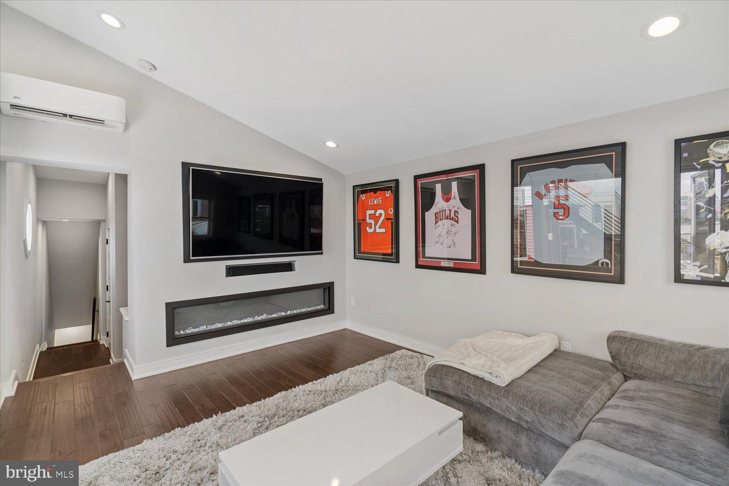 1274 Riverside Avenue Baltimore, MD 21230 - Photo 36 of 52 Third Bedroom / Entertainment Area