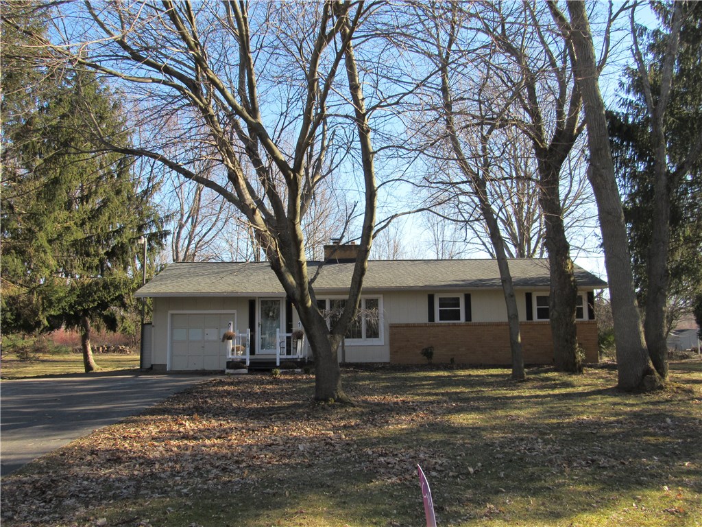 183 Huffer Road Parma, NY 14468 - Photo 1 of 1