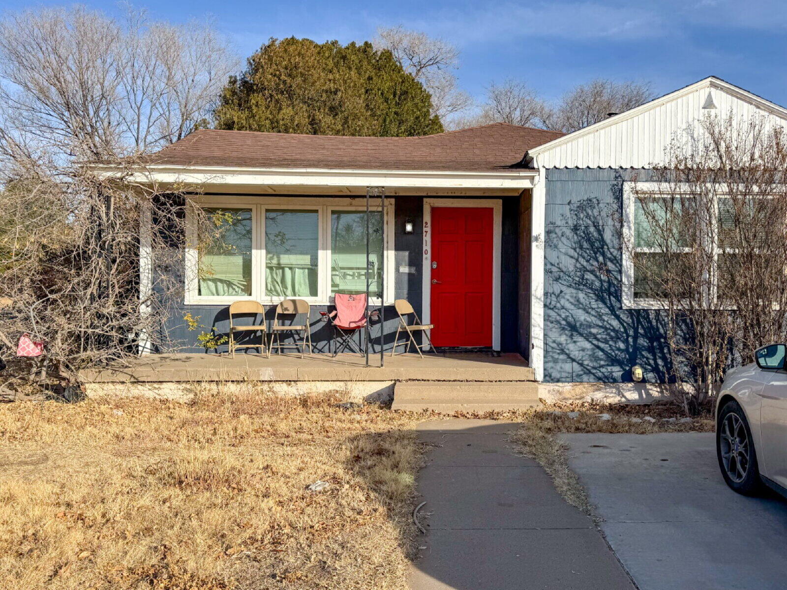 a view of a house with patio