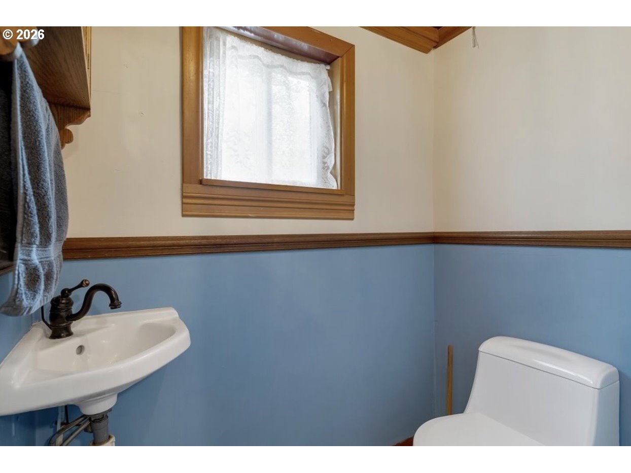 162 Riverside Drive Idanha, OR 97350 - Photo 22 of 37 a bathroom with a sink and a mirror
