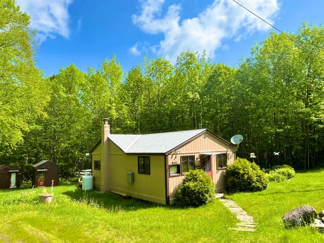 $149,000 | 1771 Townshend Dam Road, Wardsboro, VT 05353