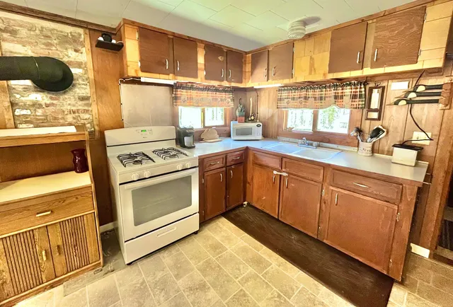 $149,000 | 1771 Townshend Dam Road, Wardsboro, VT 05353