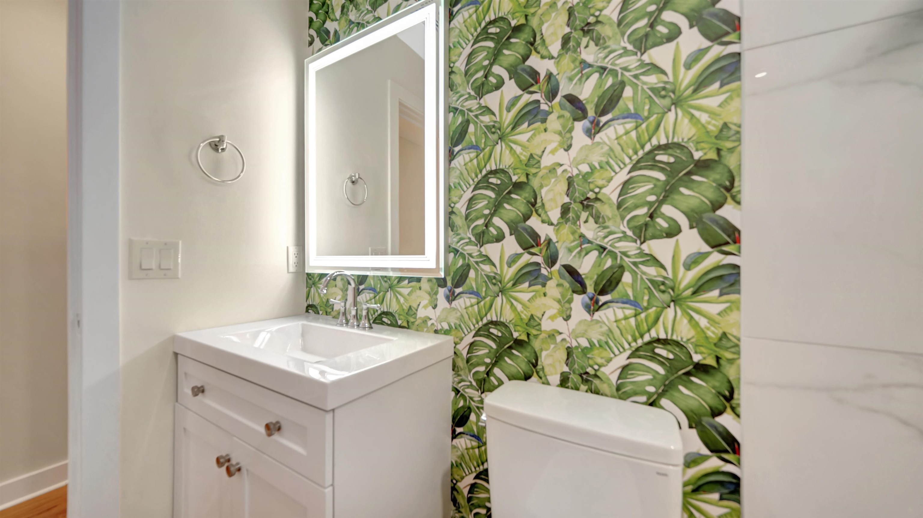 114 Cardinal Road St. Augustine, FL 32086 - Photo 12 of 30 a bathroom with a sink a toilet and a mirror