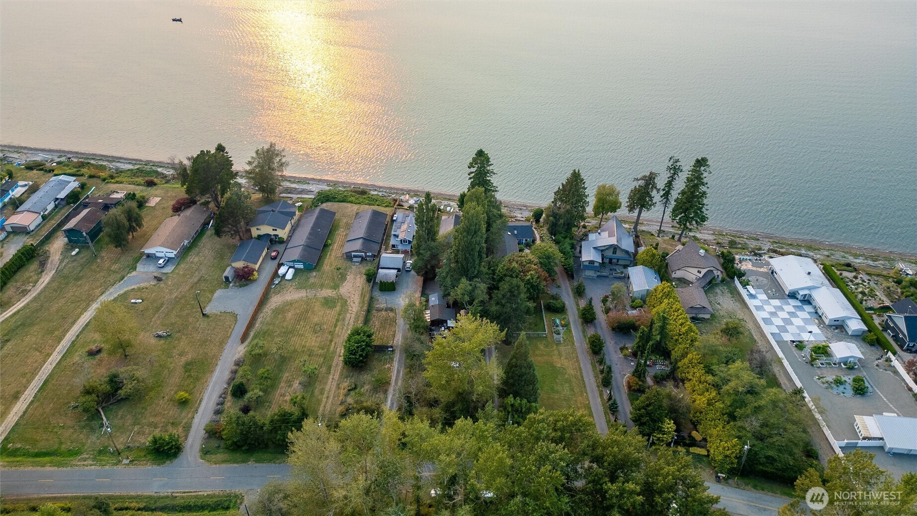 3285 Robertson Road Bellingham, WA 98226 - Photo 7 of 40 Gallery Image 7