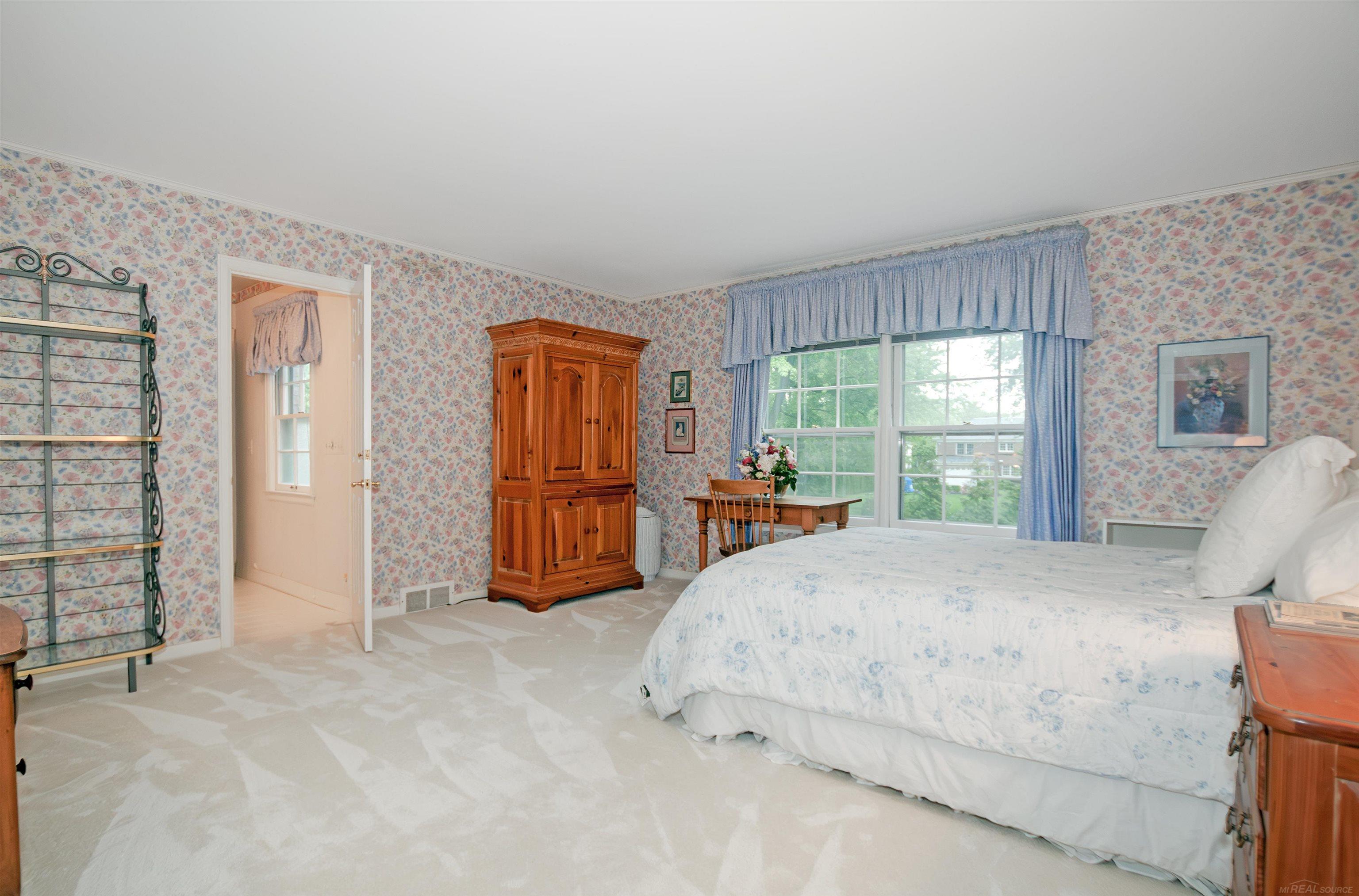 570 Oxford Road Grosse Pointe Woods, MI 48236 - Photo 55 of 99