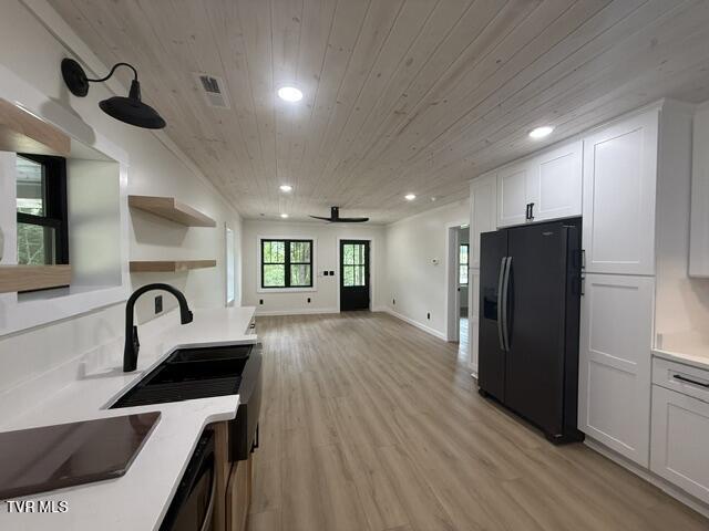 711 Tinker Road Unicoi, TN 37692 - Photo 16 of 35 IMG_1951