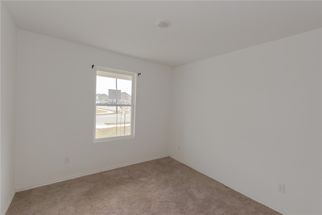 3201 Wrangler Street Robstown, TX 78380 - Photo 11 of 17