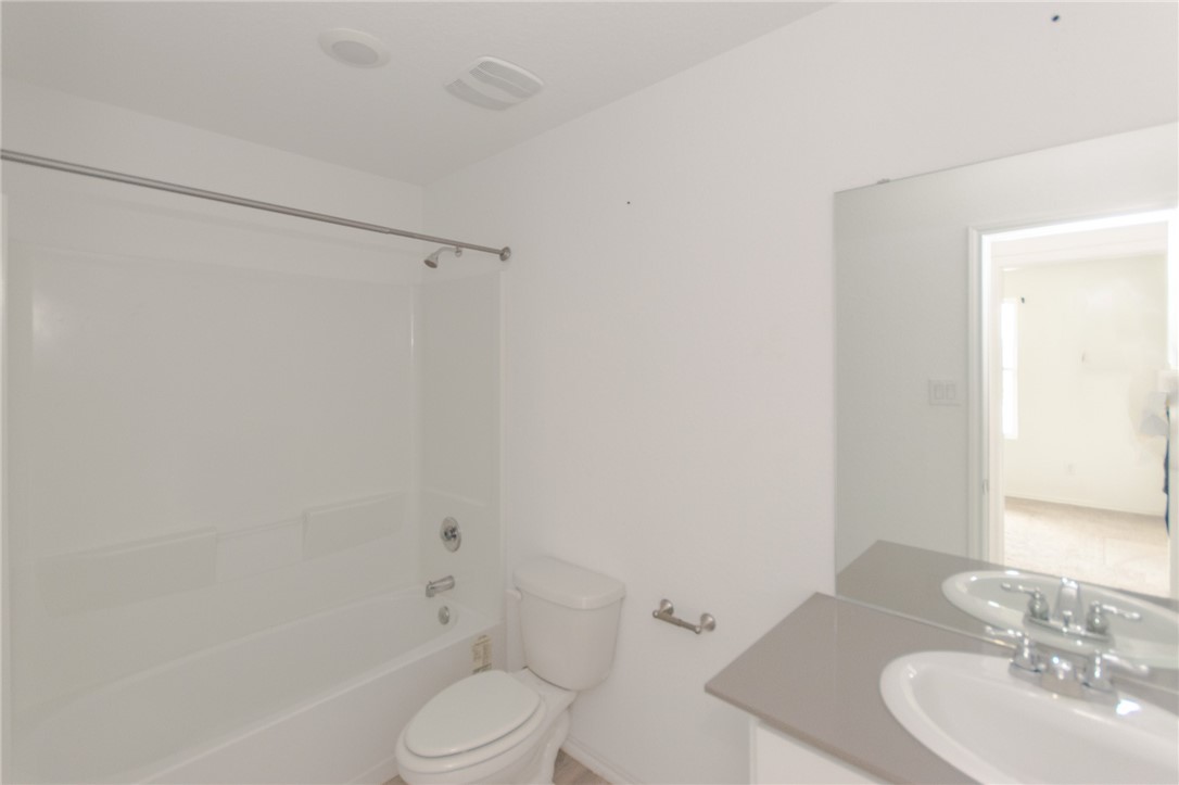 3201 Wrangler Street Robstown, TX 78380 - Photo 15 of 17