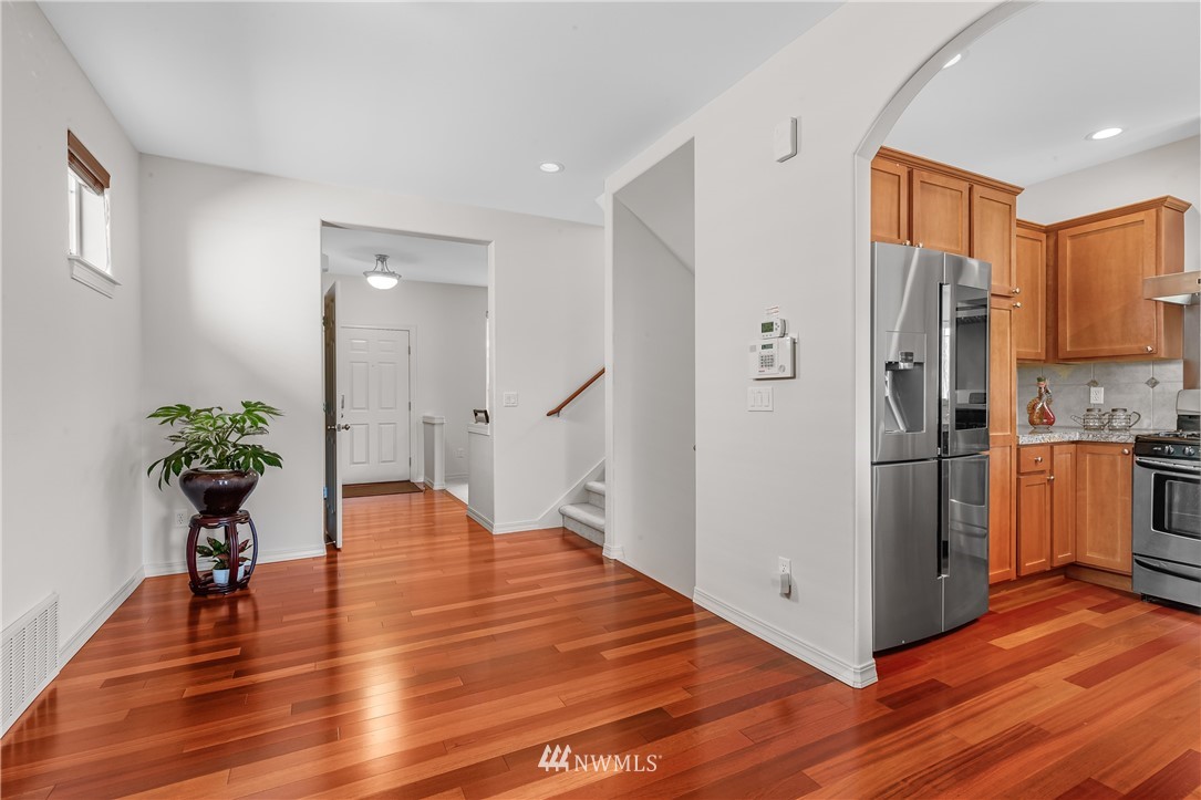 24040 39th Lane Southeast, Unit 11 Bothell, WA 98021 - Photo 14 of 39
