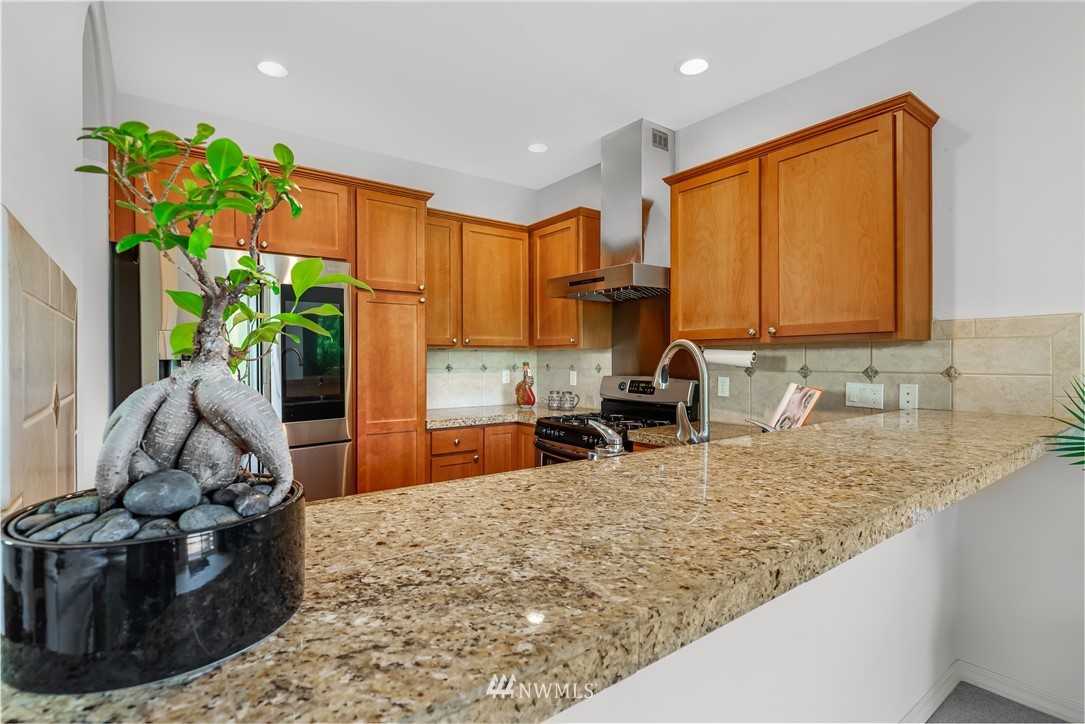 24040 39th Lane Southeast, Unit 11 Bothell, WA 98021 - Photo 21 of 39
