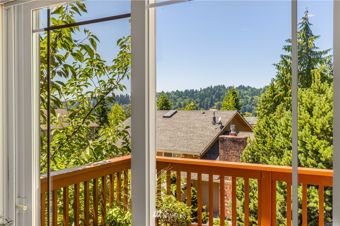 24040 39th Lane Southeast, Unit 11 Bothell, WA 98021 - Photo 22 of 39