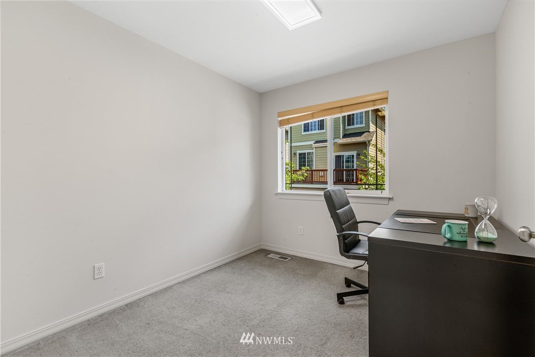 24040 39th Lane Southeast, Unit 11 Bothell, WA 98021 - Photo 30 of 39