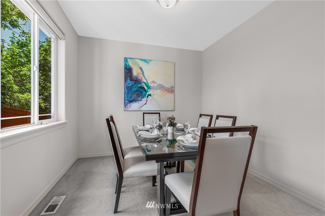 24040 39th Lane Southeast, Unit 11 Bothell, WA 98021 - Photo 5 of 39