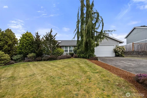 $640,000 | 3730 Golden Eagle Loop Southeast, Olympia, WA 98513