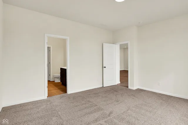 $274,175 | 1627 Clover Xing Drive, Greenfield, IN 46140