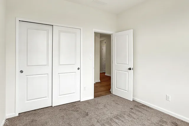 $274,175 | 1627 Clover Xing Drive, Greenfield, IN 46140