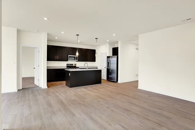 $274,175 | 1627 Clover Xing Drive, Greenfield, IN 46140