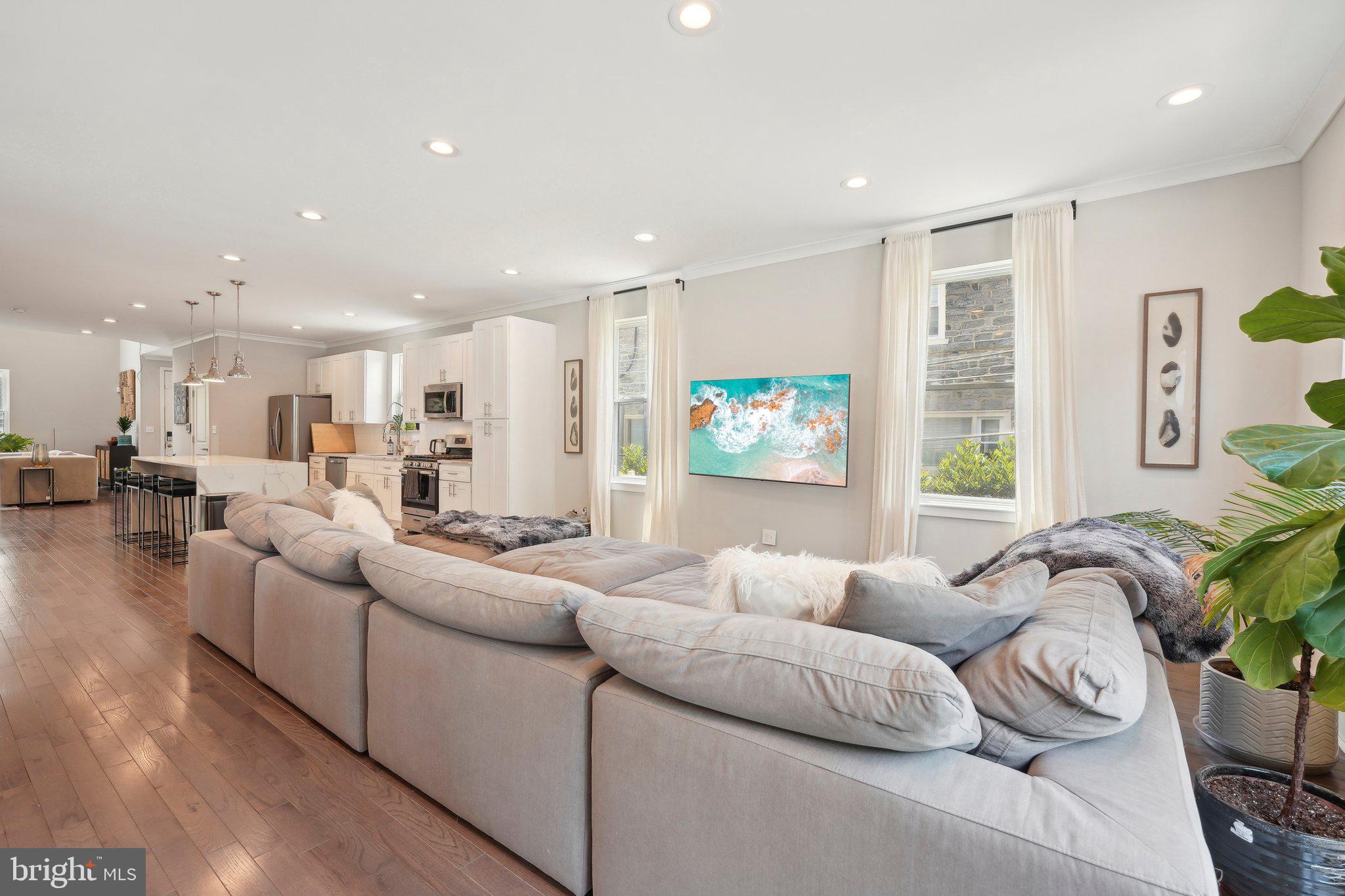 5305 Gainor Road Philadelphia, PA 19131 - Photo 13 of 59 Gallery Image 13