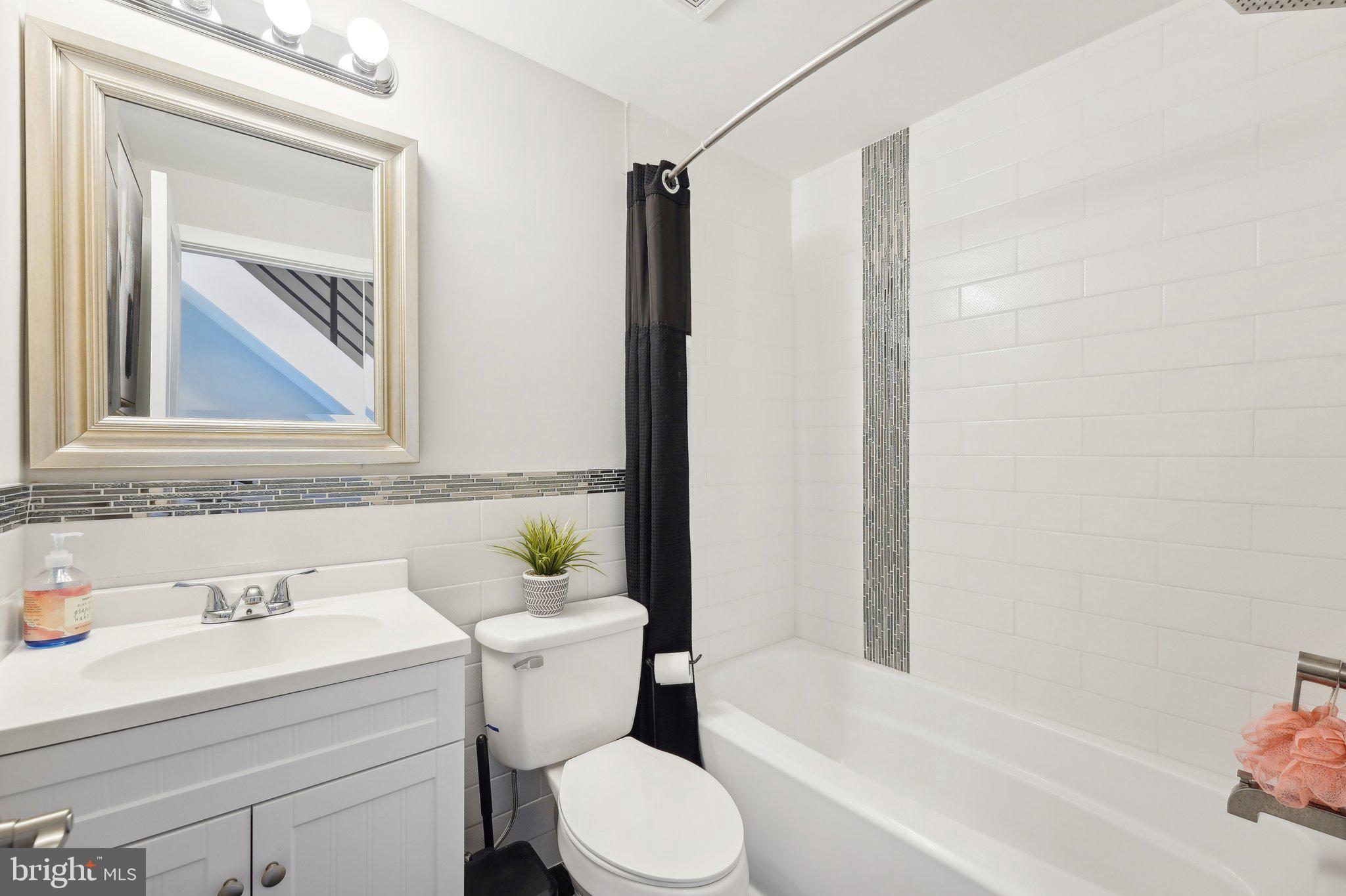 5305 Gainor Road Philadelphia, PA 19131 - Photo 22 of 59 Gallery Image 22