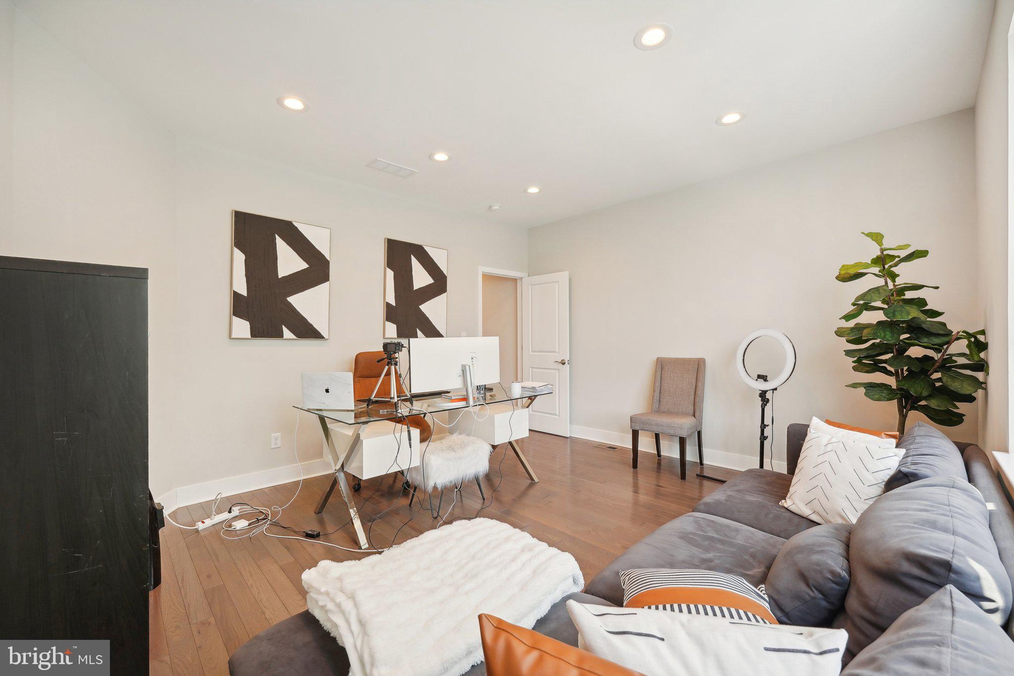 5305 Gainor Road Philadelphia, PA 19131 - Photo 29 of 59 Gallery Image 29