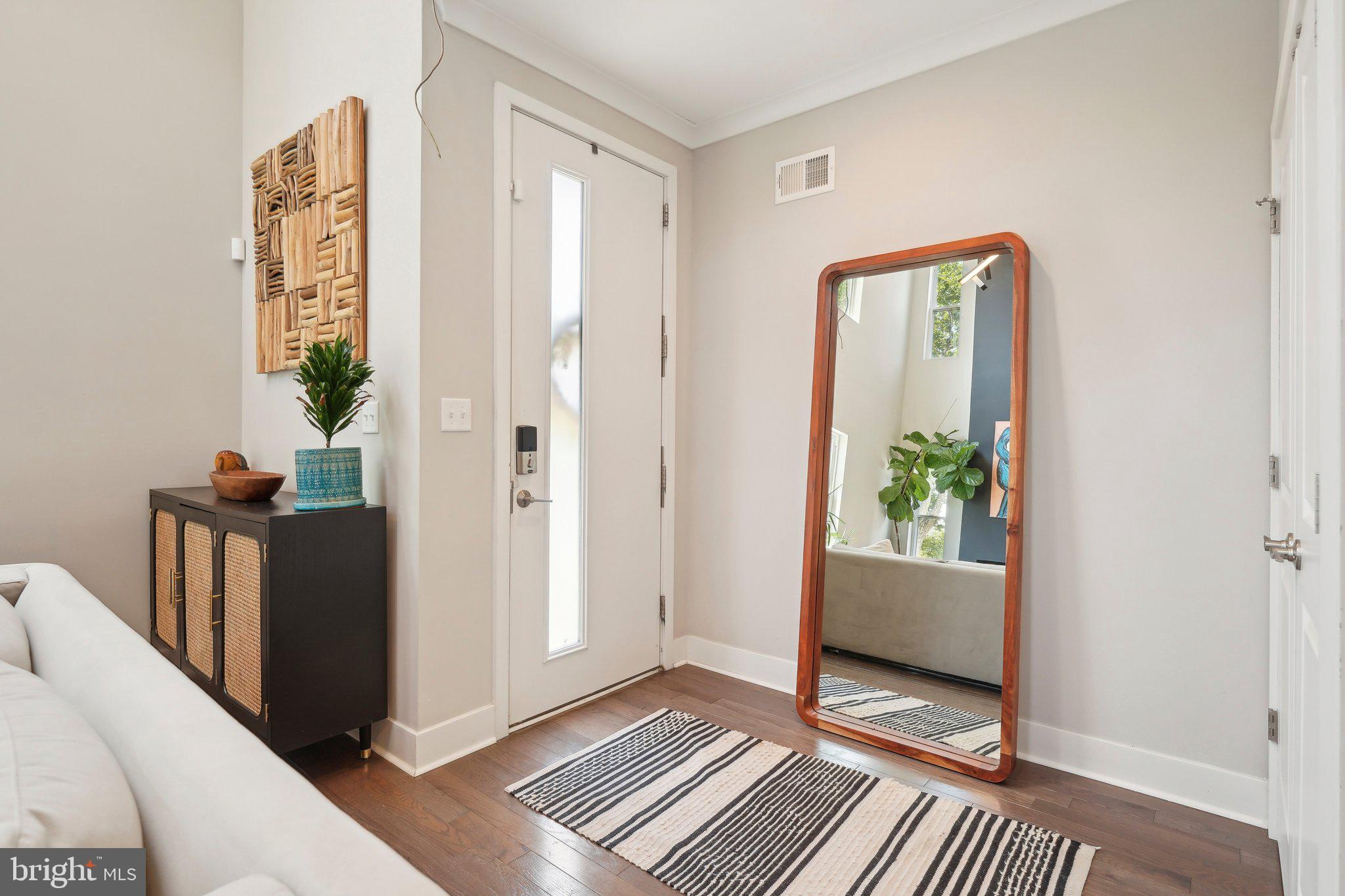 5305 Gainor Road Philadelphia, PA 19131 - Photo 3 of 59 Gallery Image 3
