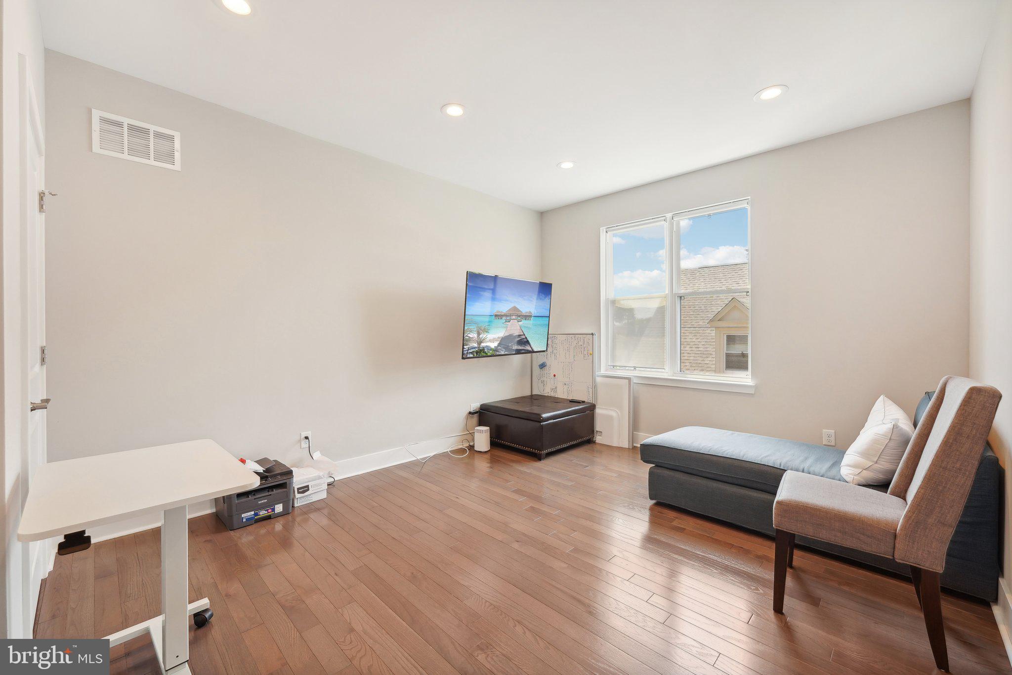 5305 Gainor Road Philadelphia, PA 19131 - Photo 32 of 59 Gallery Image 32