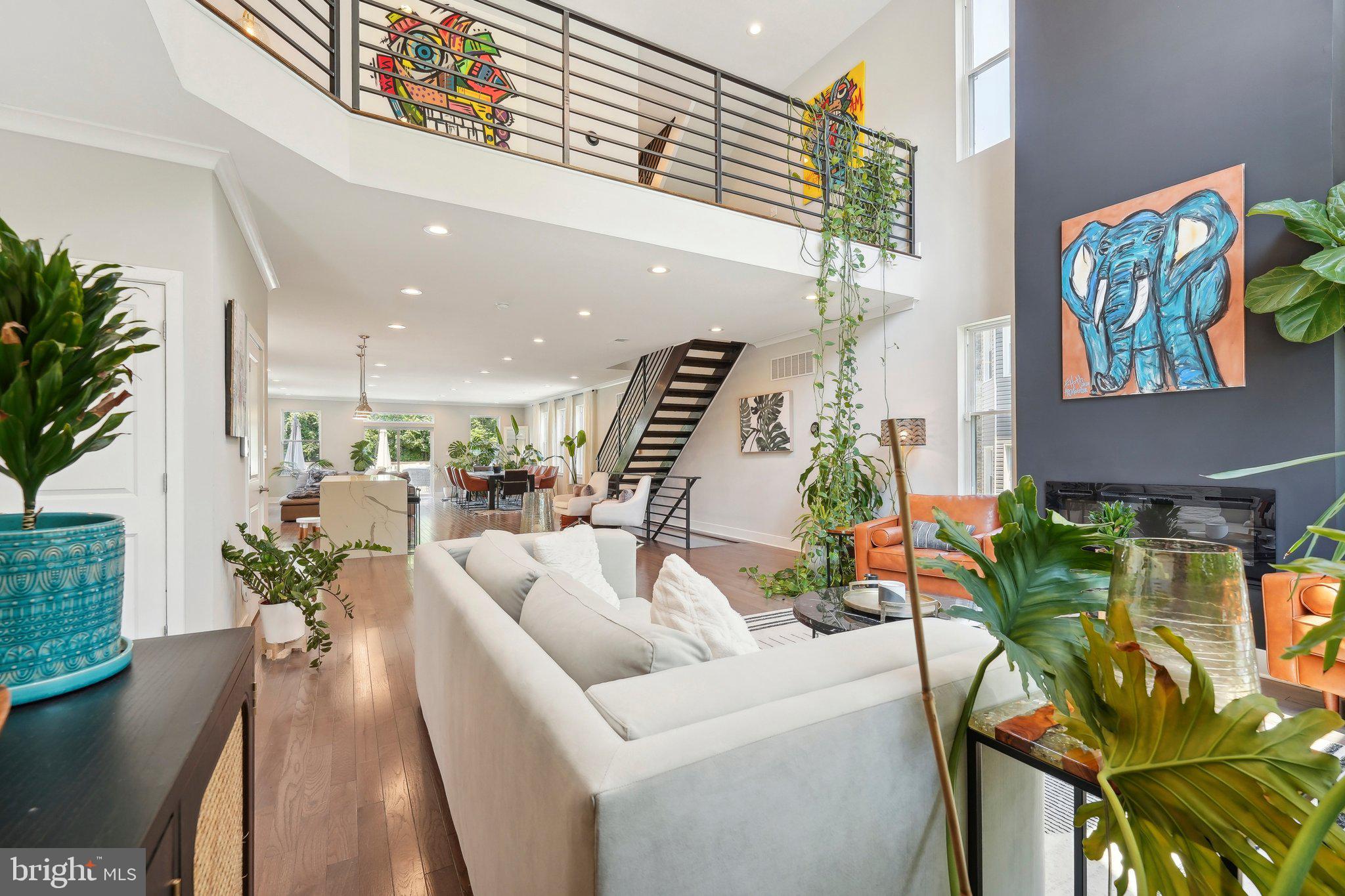 5305 Gainor Road Philadelphia, PA 19131 - Photo 5 of 59 Gallery Image 5