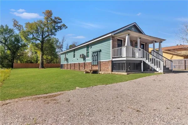 $210,000 | 3042 Opelousas Street, Lake Charles, LA 70615