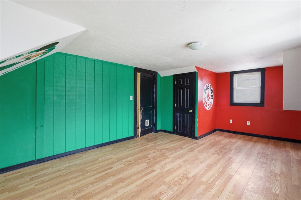 53 Mt Avenue Worcester, MA 01606 - Photo 20 of 29
