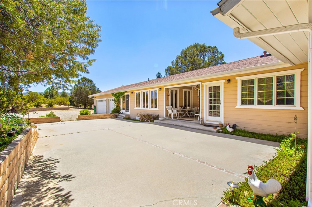 36350 Butterfly Peak Road Mountain Center, CA 92561 - Photo 2 of 47