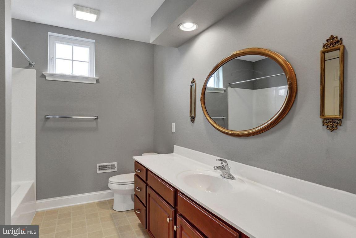 664 Woodfield Drive Lititz, PA 17543 - Photo 16 of 20 Gallery Image 16