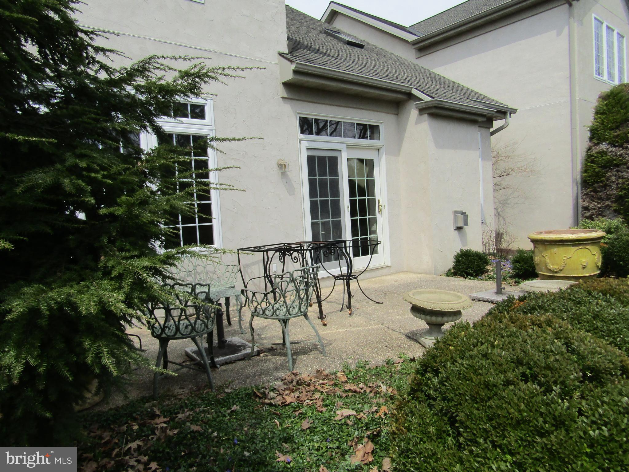 664 Woodfield Drive Lititz, PA 17543 - Photo 19 of 20 Gallery Image 19