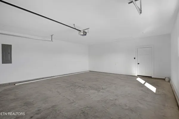 $2,100 | 1024 Wentford Avenue, Sweetwater, TN 37874