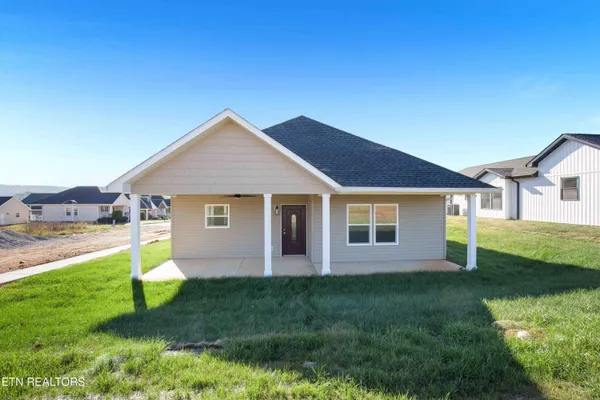 $2,100 | 1024 Wentford Avenue, Sweetwater, TN 37874