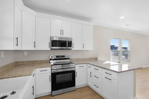 $2,100 | 1024 Wentford Avenue, Sweetwater, TN 37874