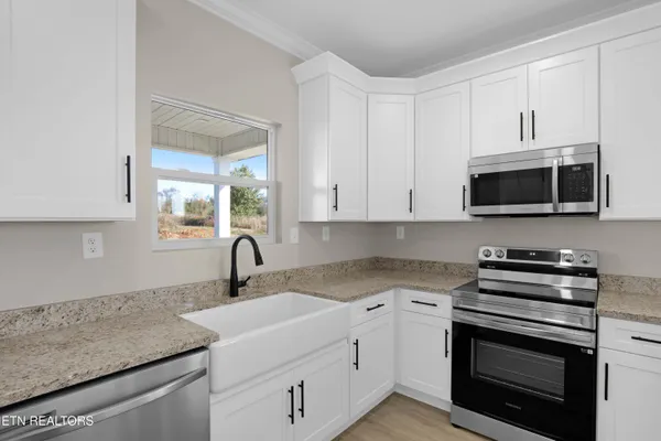 $2,100 | 1024 Wentford Avenue, Sweetwater, TN 37874